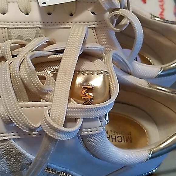 Michael kors shoes - Picture 4 of 4